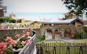 Warwick House - Stunning House With Terrace And Sea Views, Sleeps 11