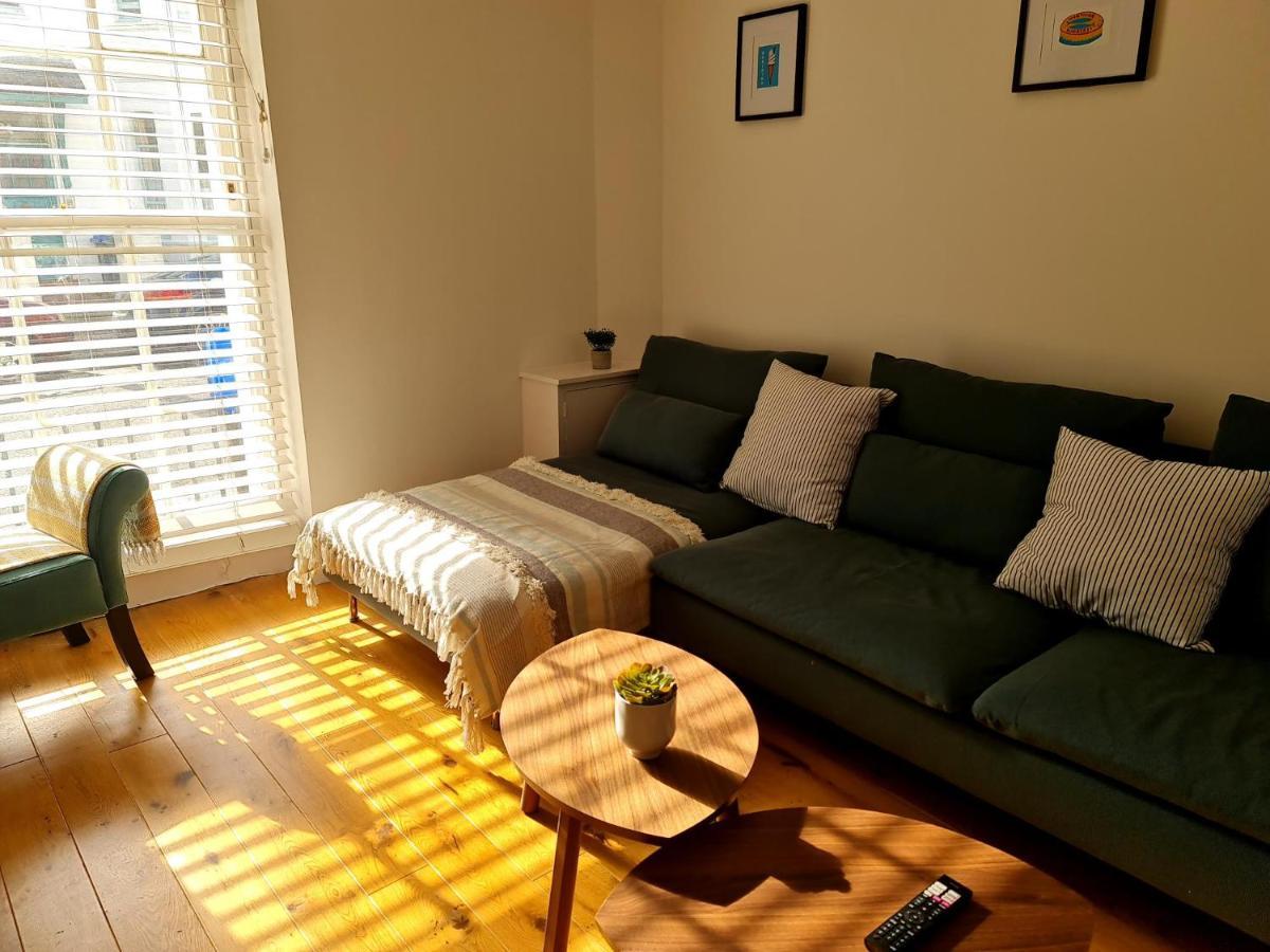 Warwick House - Stunning House With Terrace And Sea Views, Sleeps 11 Villa Worthing Exterior photo