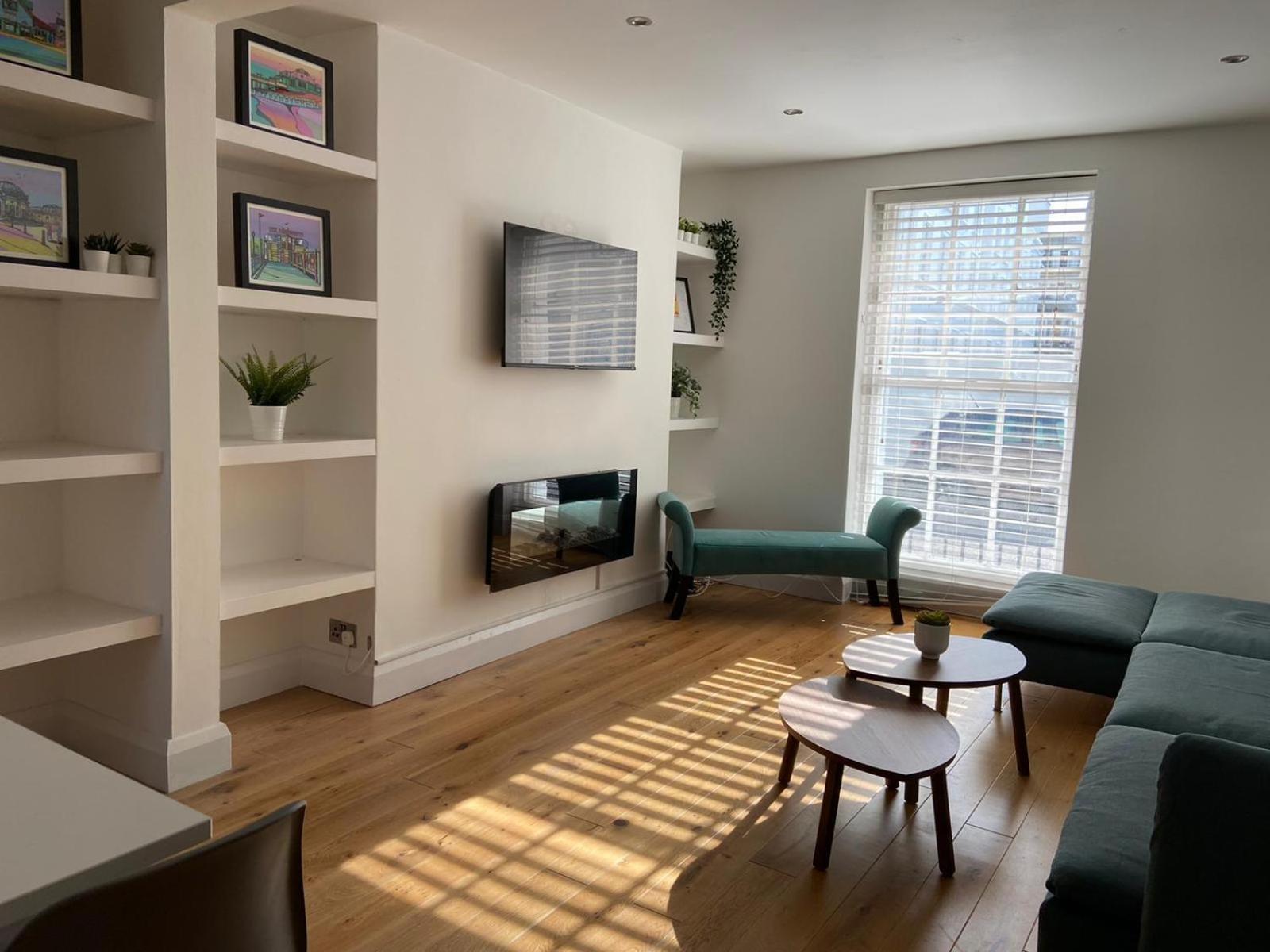 Warwick House - Stunning House With Terrace And Sea Views, Sleeps 11 Villa Worthing Exterior photo